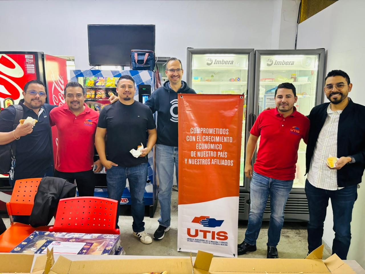 Agremiados de UTIS: Partimos la rosca con nuestros agremiados